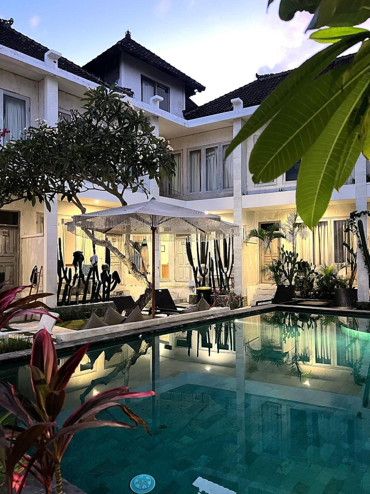 Bingin Inn Улувату Экстерьер фото