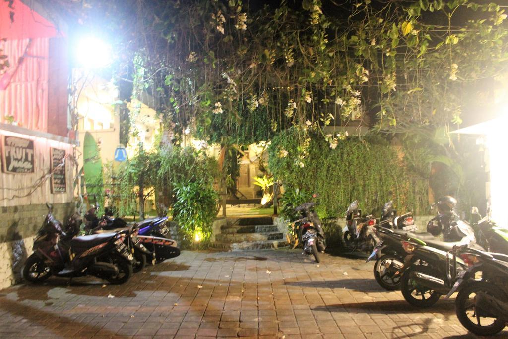 Bingin Inn Улувату Экстерьер фото